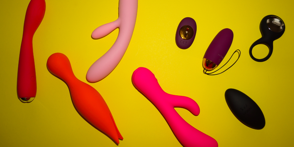 A Beginner's Guide on How to Finger Yourself for the First Time – Lubracil